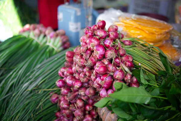 What online resources can help you find UK kitchen discounts?